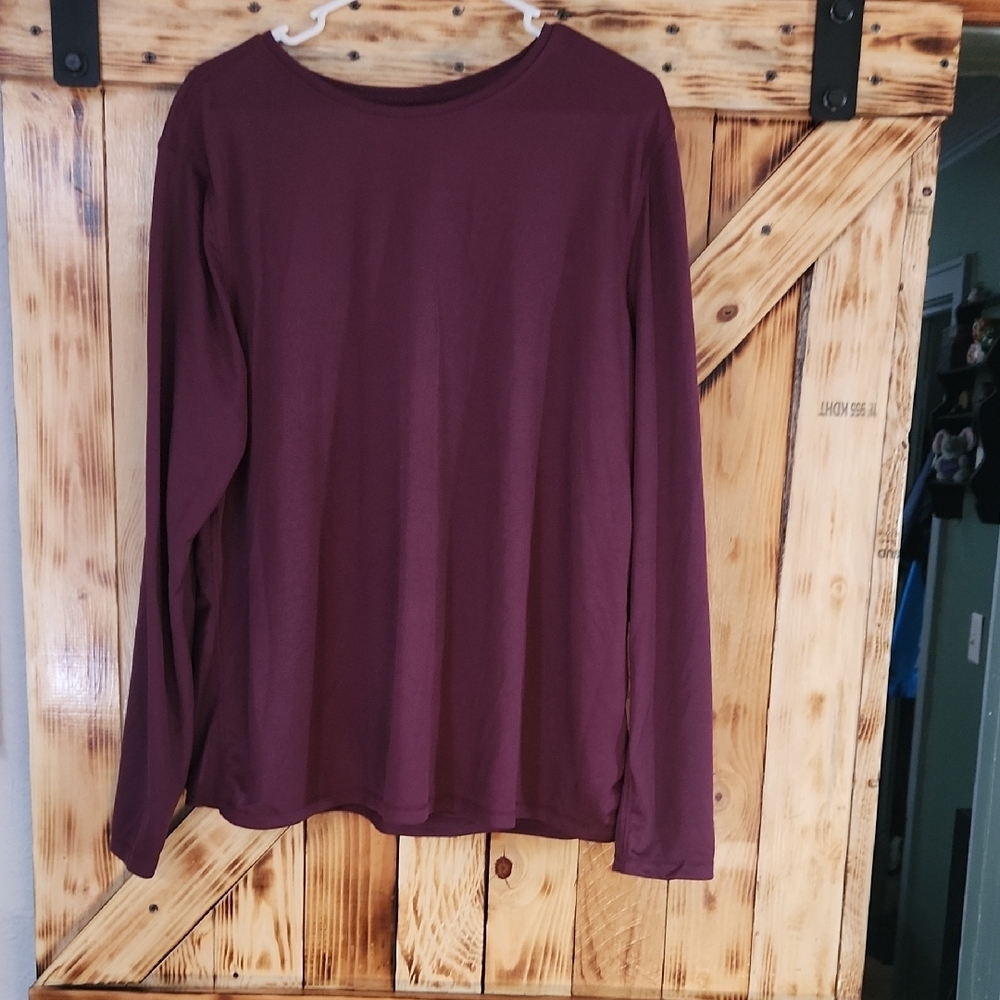 Athletic Works Red Long Sleeve Relaxed T-Shirt